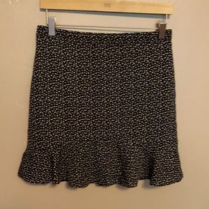 Short stary skirt